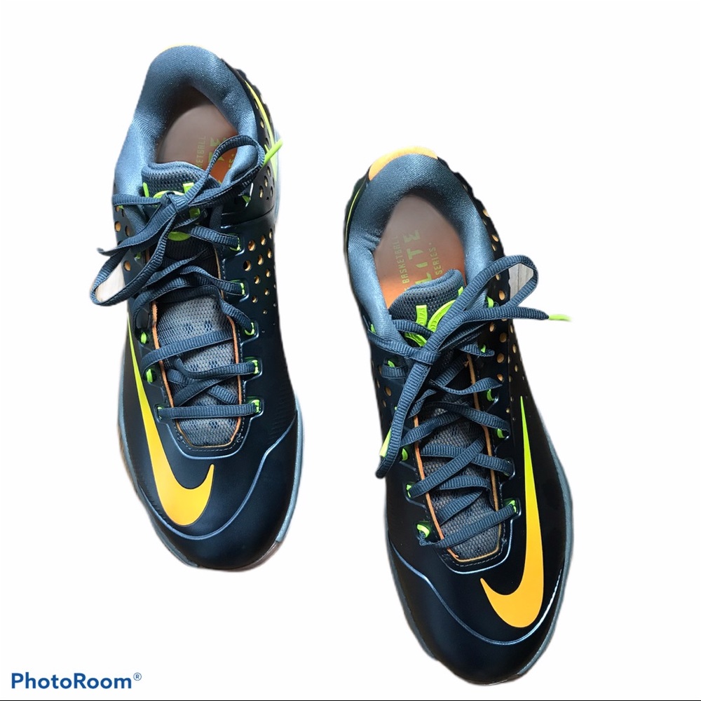 Nike KD Elite basketball 🏀. Price is firm - Picture 1 of 14